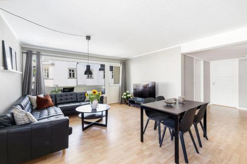 Sentralt i Kvadraturen med 3 soverom, veranda og P-plass