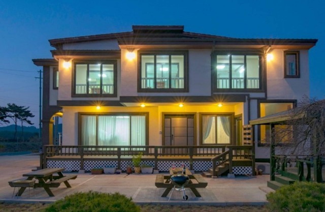 Seosan Woongdo Story Pension