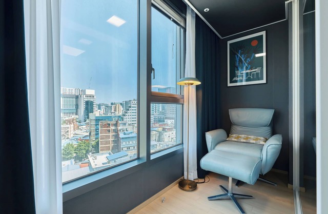 Seoul COMOCASA Full Option Residence, 10-minute walk to Myeongdong