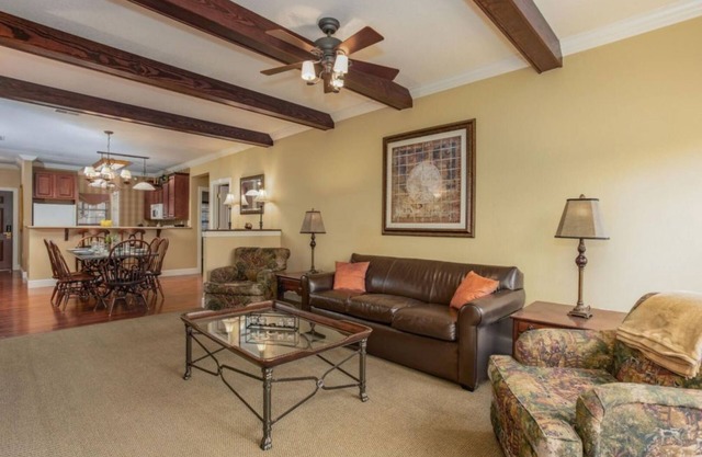 Serene 1BR Retreat in Great Rock Oasis