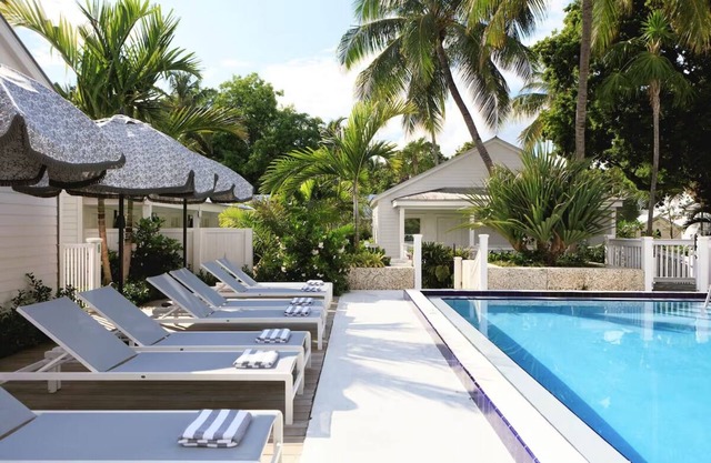 Serene Bungalow with Outdoor Pool Access | Free Breakfast Onsite!