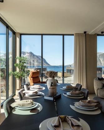 Serene cabin in Lofoten with sauna