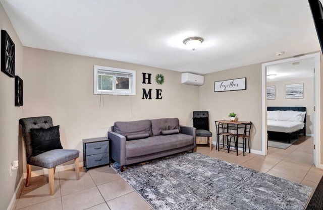 Serene Downtown Clarksville Villa