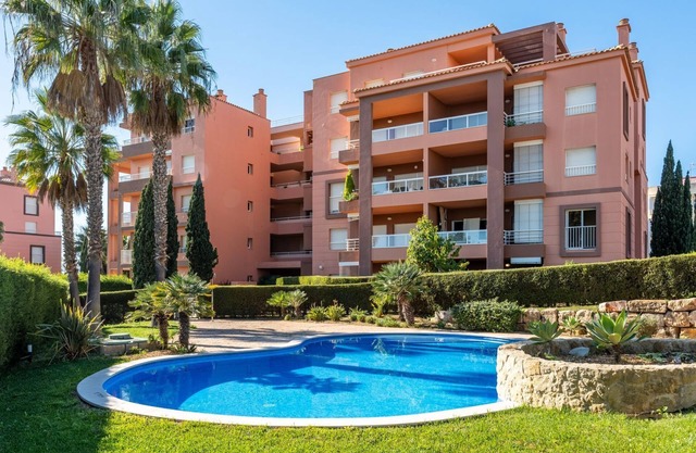 Serene Ocean 1 BDR Apartment W/Patio by LovelyStay