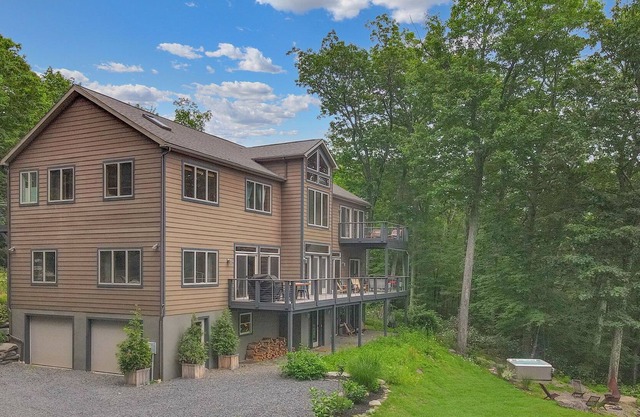 Serenity, Seclusion & Views - sparkling clean