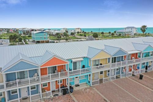 Set Sail at 5 by Pristine Properties Vacation Rentals