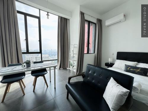 Seven Studio - Empire Damansara - Netflix & WiFi