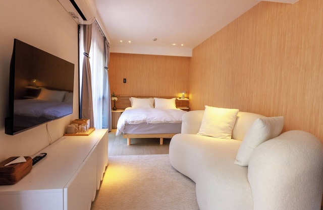 Several well-known attractions are located nearby, and free WiFi is provided throughout the hotel.