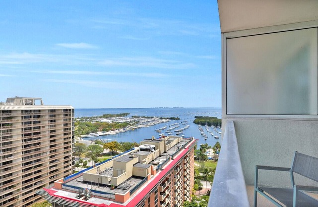 SF Amazing Studio - Walking Distance to Cocowalk