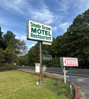 Shady Grove Motel