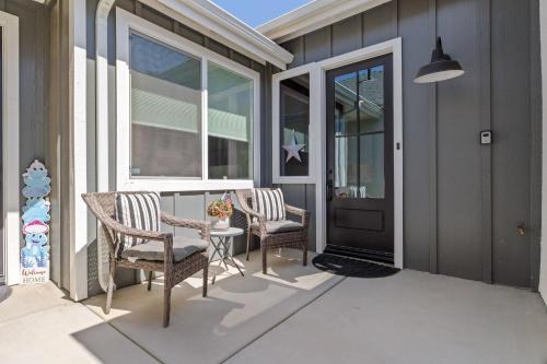 Shafter Basecamp - Movie Nights & WWII Planes