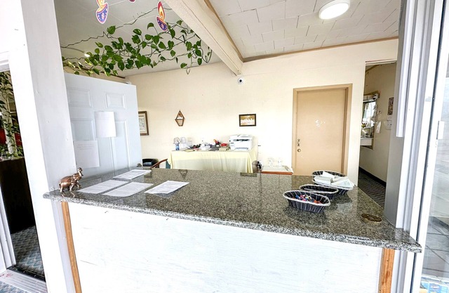 Shamrock Kings Inn By Oyo Marked Tree I-555