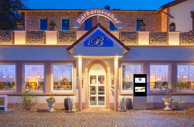 Shared room with shower /WC - Hotel-Restaurant Barbarossahof