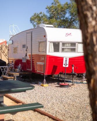 Shasta Trailer- Vintage Charm, Modern Comfort Pool
