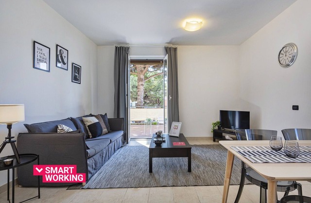 Shelley Apartments by Wonderful Italy - Tree