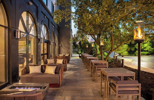 Sheraton Suites Columbus Worthington