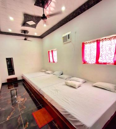 Shri mukut bihari agrawal dharamshala ,dholi pyau himmat pura tiraha mathura