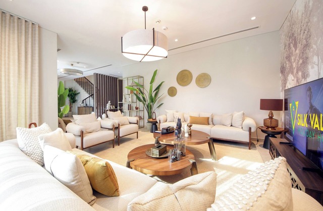 Silk Valley - Modern 4B + maid's room with private swimming pool & beach access