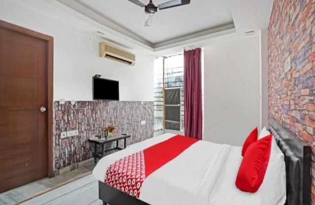 Silver Villa
