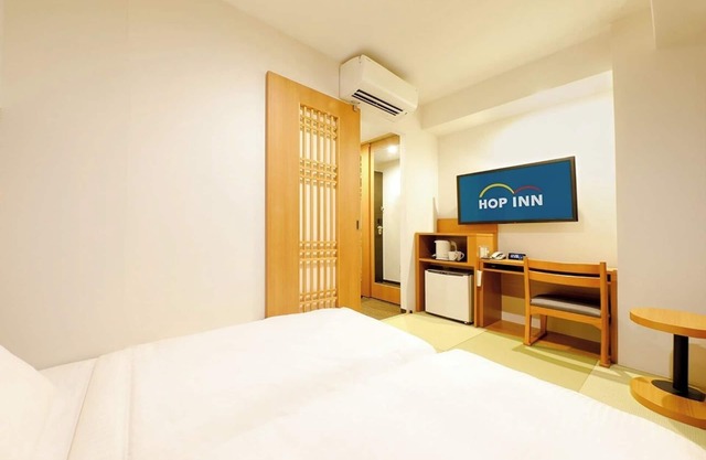 Simple Stay Free Japanese and Western Breakfast B/Kyoto Kyōto