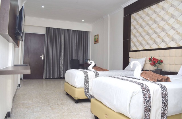 Sindoro Hotel Cilacap by Conary
