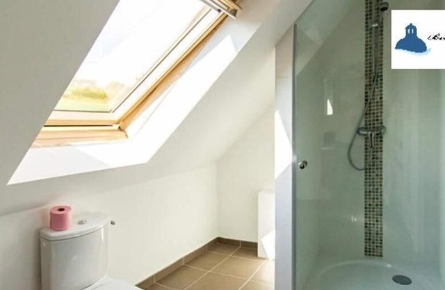 Single room-Comfort-Ensuite-Sea view
