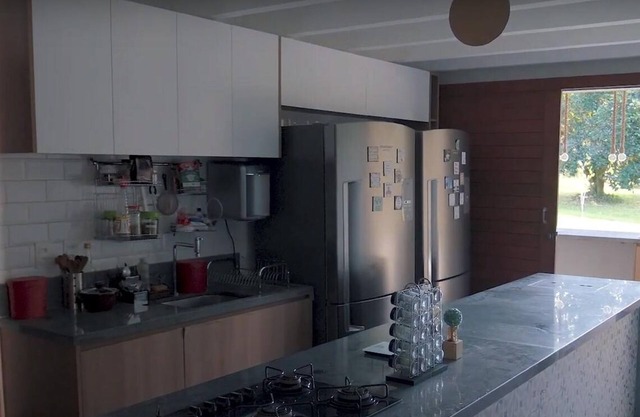 Sitio com 8 Suítes na Linha Verde com rio e Piscina, a 15 Minutos da Praia