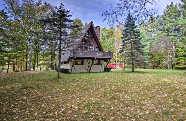 Ski Chalet on Saco Less Than 2 Mi To Attitash Resort!
