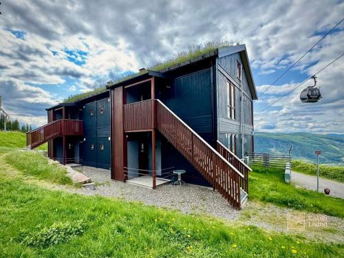 Ski-In Out apt Hafjell - Sauna and Stunning Views
