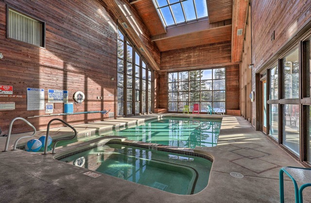 Ski-in/ski-out Brian Head Condo w/Pool Access!