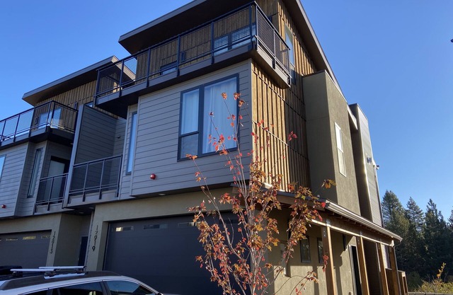 Ski Lease this Brand New Townhome in Truckee at Cold Stream, 31 day minimum.