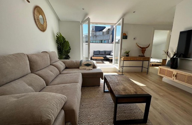 Sky Fleming 31 by Oktheway