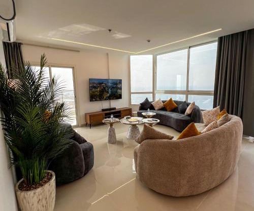 Sky-high Villa فيلا عنان السماء