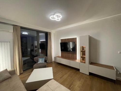 Skyline Lux Apartment by Planet Residence