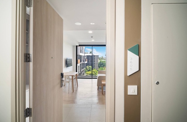 Skypark Aurora 2BR 2Bx2 Golf side