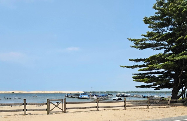 Sleeps 18! Heated pool and lake access.