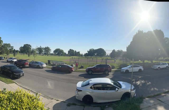 Sleeps 8 , 6 minutes sabers stadium 15 min to Niagara Falls 20 bills stadium