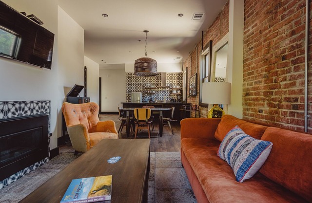 SLO Brew Lofts - 3 Bedroom 'The Drifter Loft'