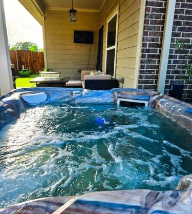 Small backyard getaway