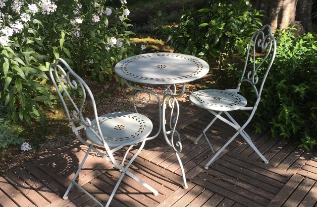 Small stone house in Finistère, Pets welcome, 1/2 hour from the coast