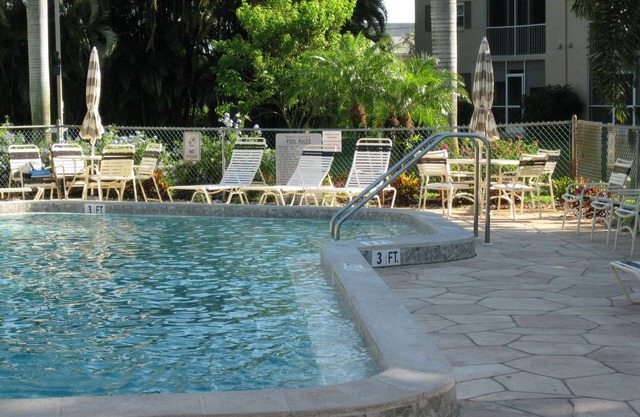 Snowbirds Getaway! 2BR/2BA, Hibiscus Golf Club, Heated Pool
