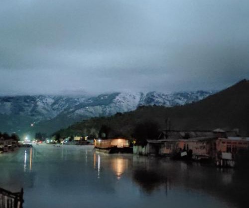 SnowGoose Group of Houseboats