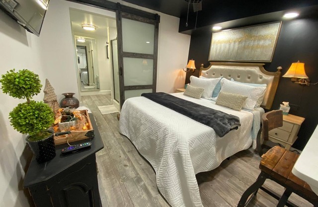 Soak up the charm of this cozy, recently remodel studio.