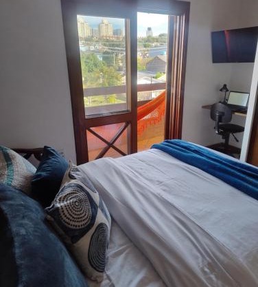 Sobrado 4 km do Shopping Iguatemi, Parque Germânia e Hosp Conceição