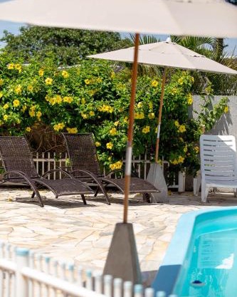 Sobrado com Piscina - Pontal do Parana