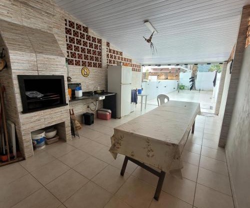 Sobrado na Praia de Caiobá - Matinhos