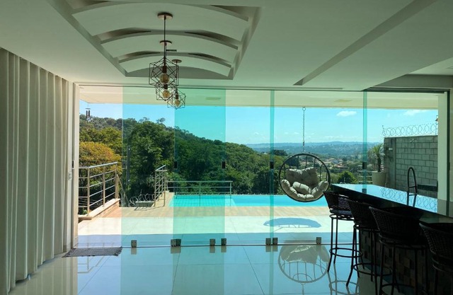 Sobrado piscina bem localizado 5 min do Flamboyant