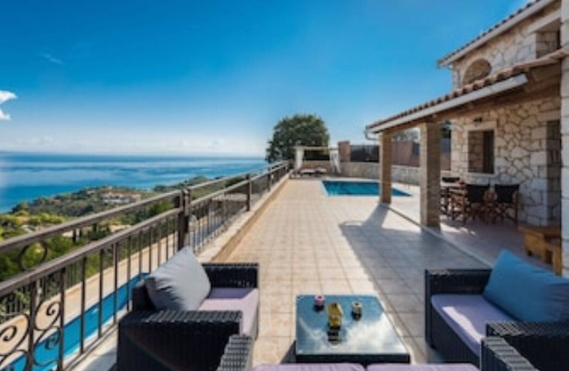 Socrates Three Bedroom Villa With Sea View