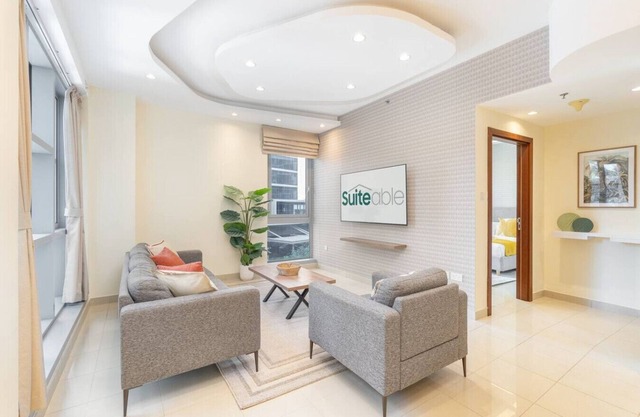 Sophisticated and Elegant 2BR in Downntown Dubai