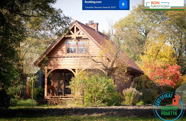 Sosnowy domek w rezerwacie nad Narwią
